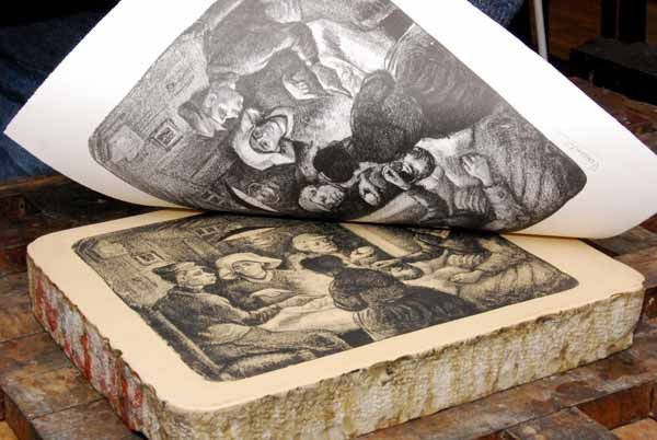 Herdruk van de lithografie 'De Aardappeleters', van Van Gogh met behulp van vlak gepolijste zandsteen
